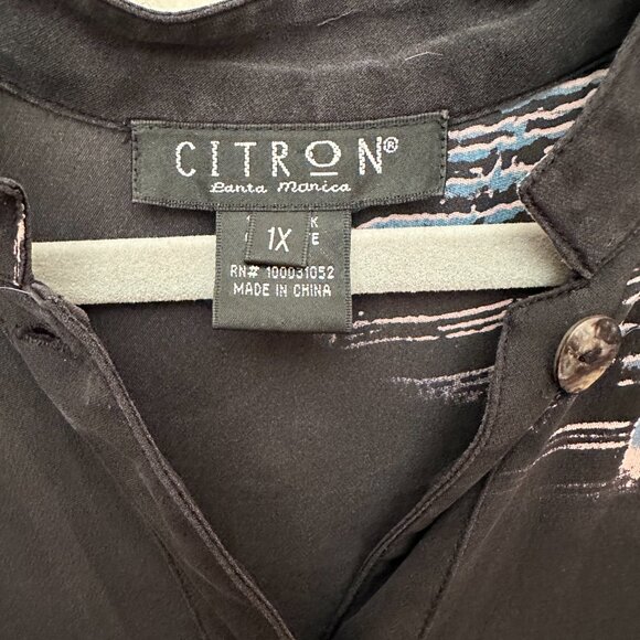 Citron Santa Monica Silk Button Up - Picture 4 of 7
